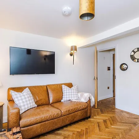 Cosy District - Walk To - Sleeps 6 Nyaraló *
